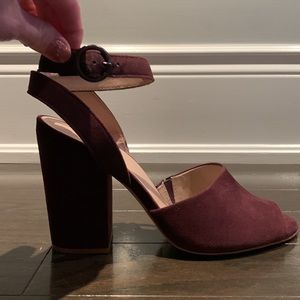 Reiss Suede sandals in burgundy, dark red, maroon, oxblood size 40